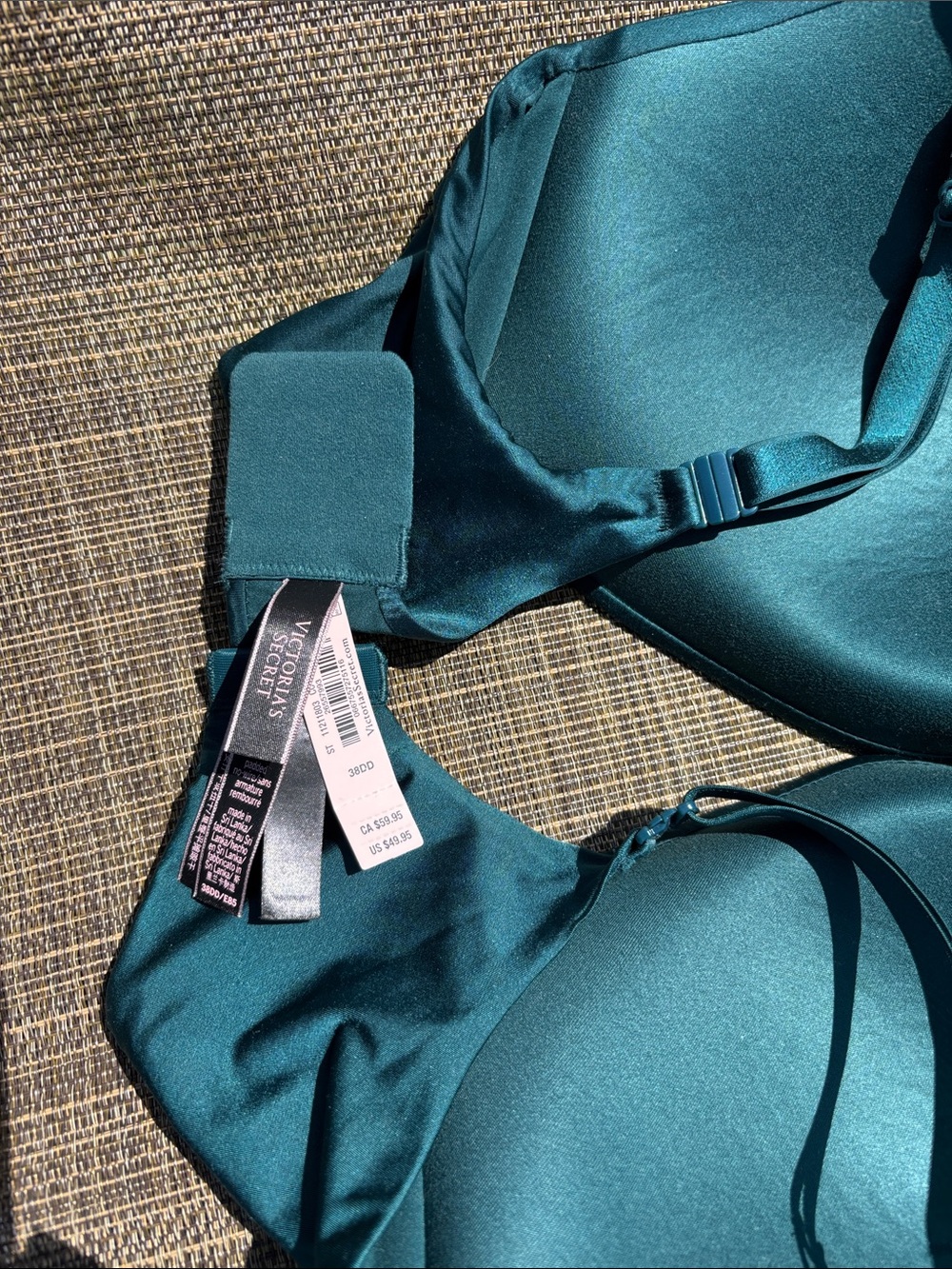 Victoria's Secret Smooth push-Up Bra in Teal Green - Picture 3 of 4